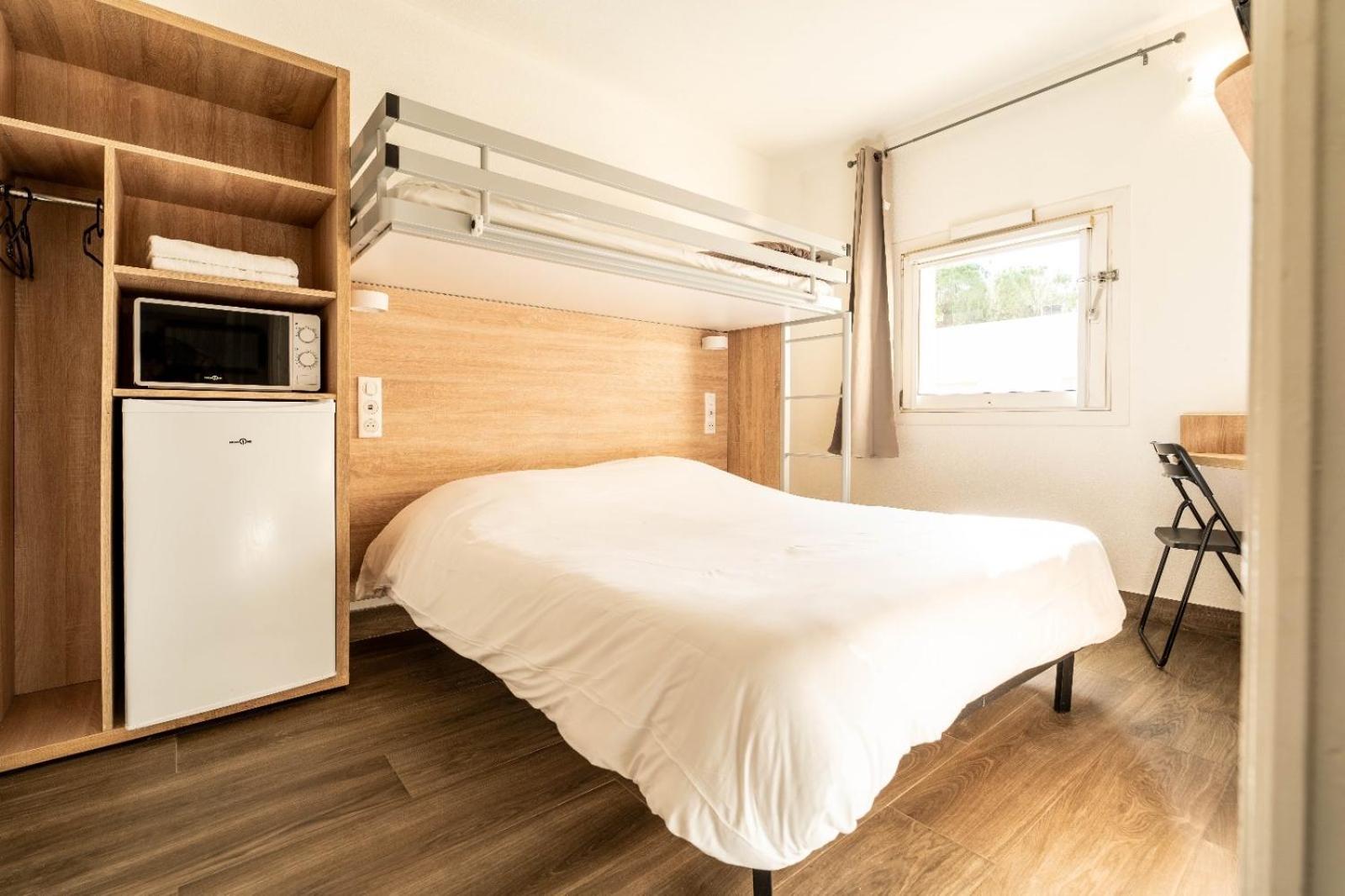 My KB Hôtel Brignoles Ngoại thất bức ảnh